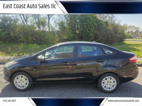 Used 2016 Ford Fiesta S image 1