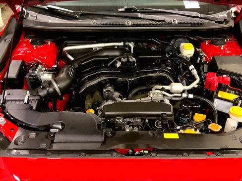 Used 2025 Subaru Crosstrek 2.0i Premium image 31