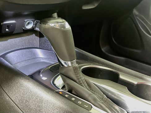 Used 2018 Chevrolet Malibu LS FWD image 24