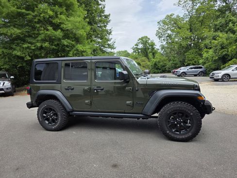 Used 2022 Jeep Wrangler Unlimited Sport AWD/4WD image 16