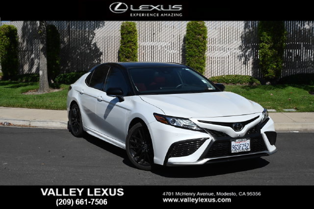 Used 2023 Toyota Camry XSE w/ Navigation Package FWD image 1