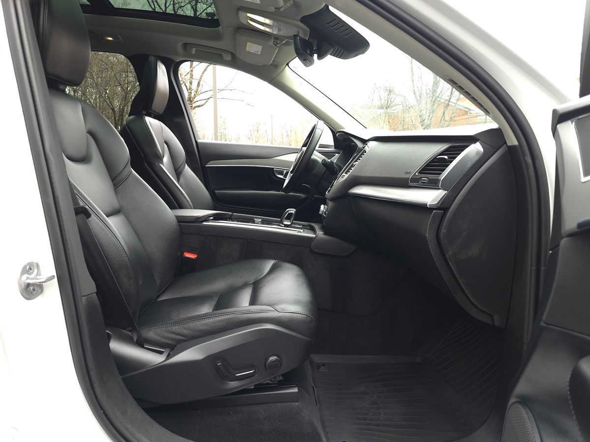 Used 2024 Volvo XC90 B5 Core w/ Climate Package AWD/4WD image 27