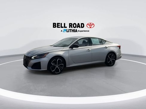 Used 2024 Nissan Altima 2.5 SR image 4