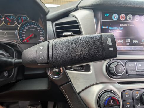 Used 2018 GMC Yukon SLT w/ Open Road Package RWD image 33