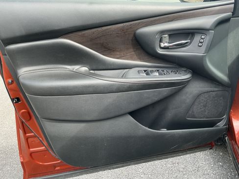 Used 2019 Nissan Murano Platinum AWD/4WD image 18