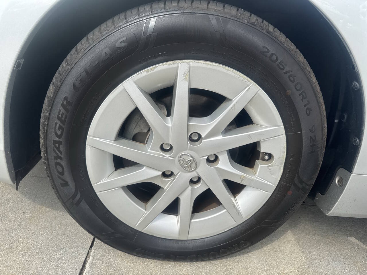 Used 2012 Toyota Prius V Three FWD image 19