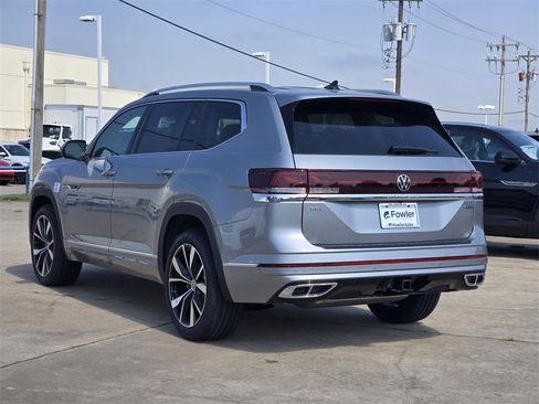 New 2026 Volkswagen Atlas SEL Premium R-Line image 3