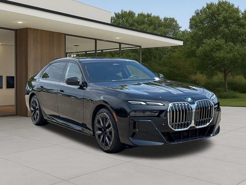Certified 2024 BMW i7 eDrive50 w/ M Sport Package RWD image 6