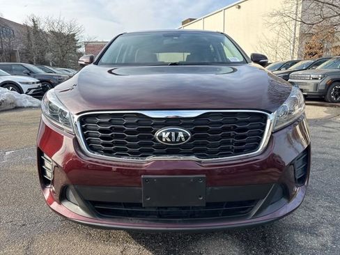 Used 2019 Kia Sorento LX image 2