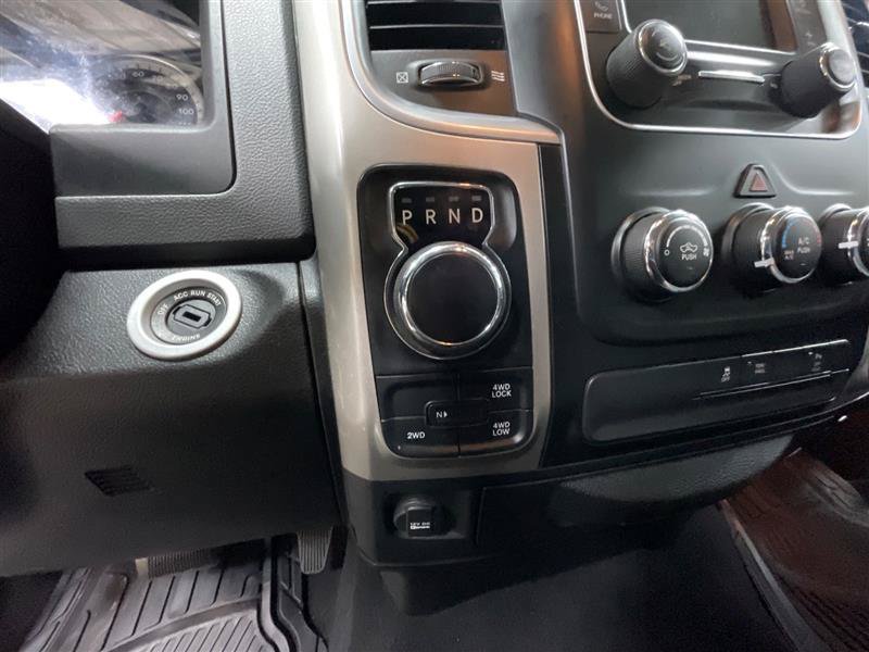 Used 2019 RAM 1500 Classic SLT AWD/4WD image 16