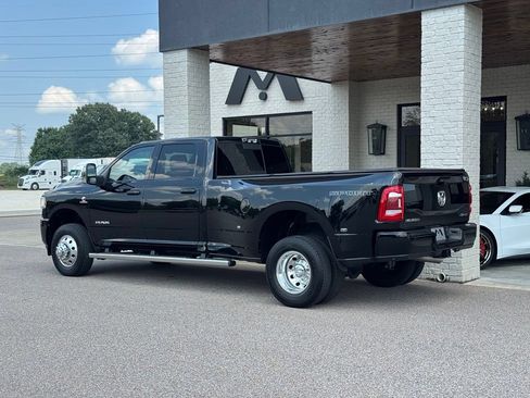 Used 2024 RAM 3500 Laramie w/ Sport Appearance Package AWD/4WD image 10