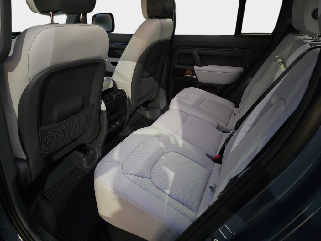 New 2026 Land Rover Defender 110 S AWD/4WD image 11