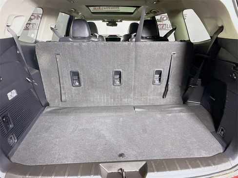 Certified 2024 Subaru Ascent Touring image 32