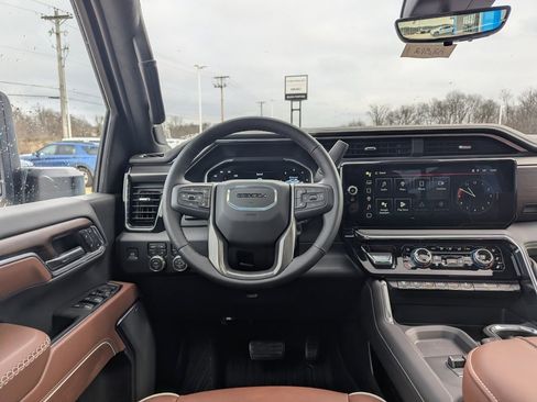 New 2026 GMC Sierra 3500 Denali Ultimate image 3
