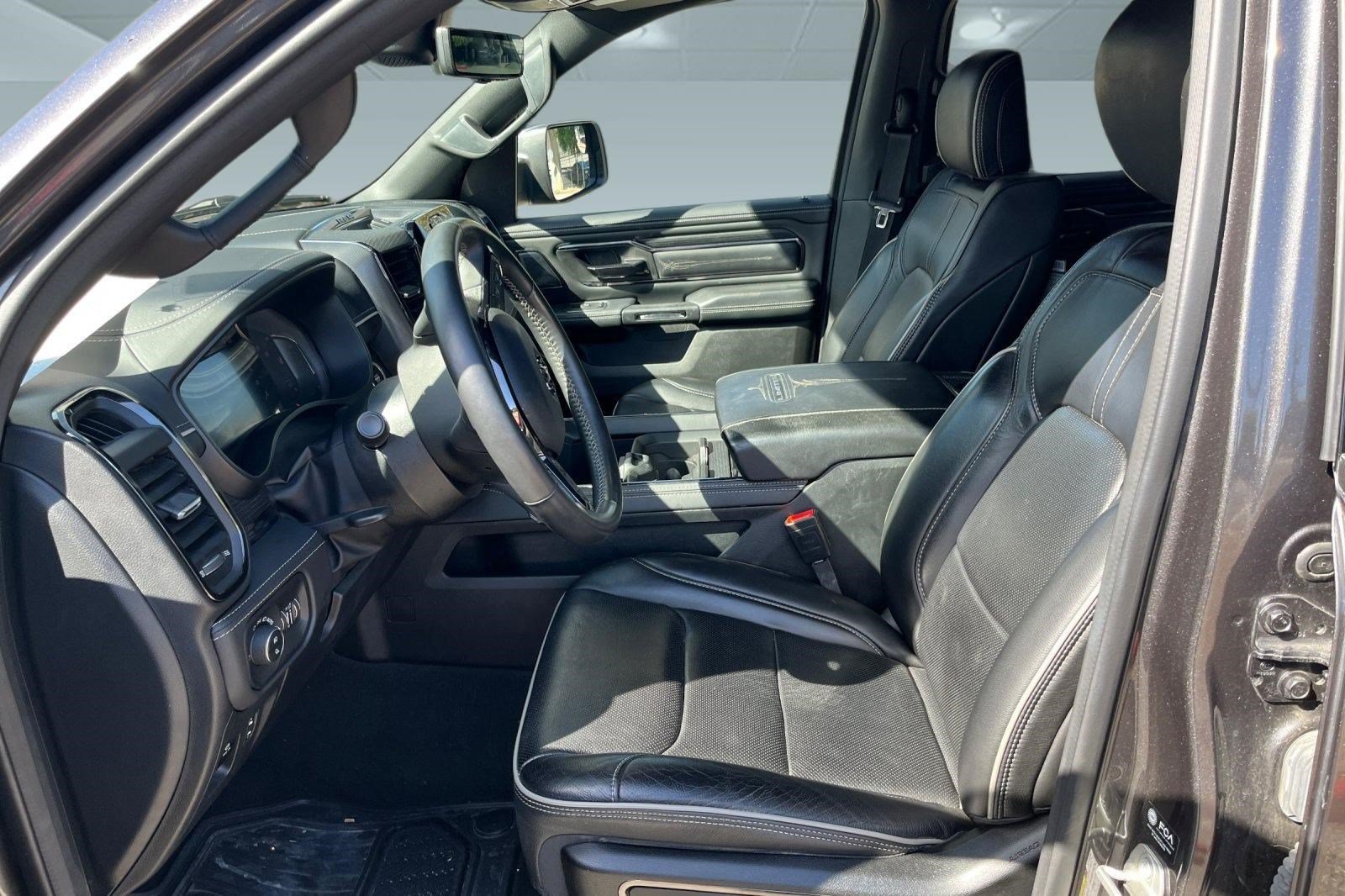 Used 2024 RAM 1500 Limited AWD/4WD image 3