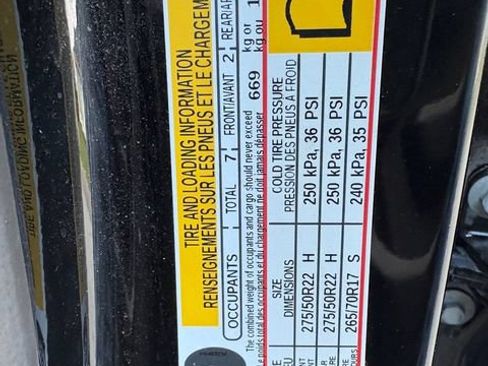 Used 2023 GMC Yukon Denali w/ Denali Reserve Package AWD/4WD image 2