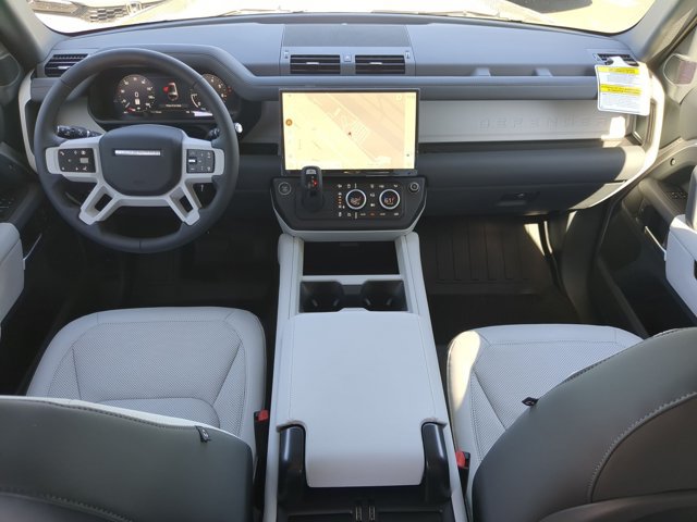 New 2026 Land Rover Defender 130 X-Dynamic SE AWD/4WD image 15