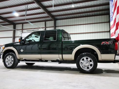 Used 2014 Ford F250 Lariat w/ Lariat Ultimate Package AWD/4WD image 7
