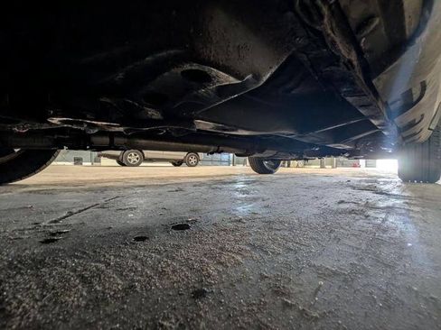 Used 2004 Saturn Vue AWD V6 image 12