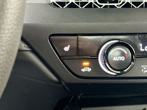 Used 2023 Honda Accord EX image 18