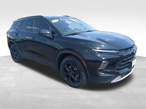 Used 2024 Chevrolet Blazer LT w/ Convenience Package AWD/4WD image 9