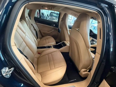 Used 2018 Porsche Panamera 4 AWD/4WD image 36