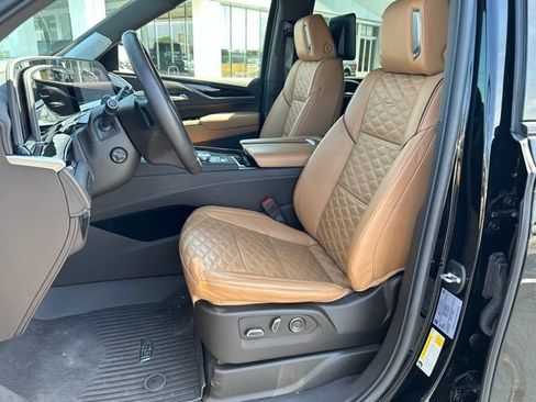 Certified 2024 Cadillac Escalade Sport w/ Touring Package AWD/4WD image 26