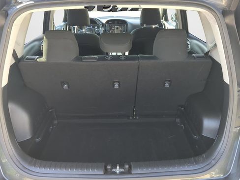 Used 2024 Kia Soul LX w/ Option Group 015 FWD image 9