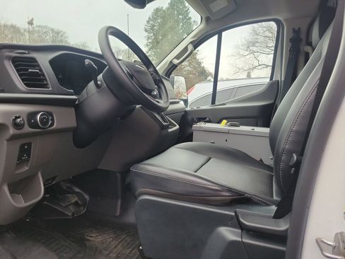 Used 2023 Ford Transit 150 Low Roof AWD w/ Load Area Protection Package image 8