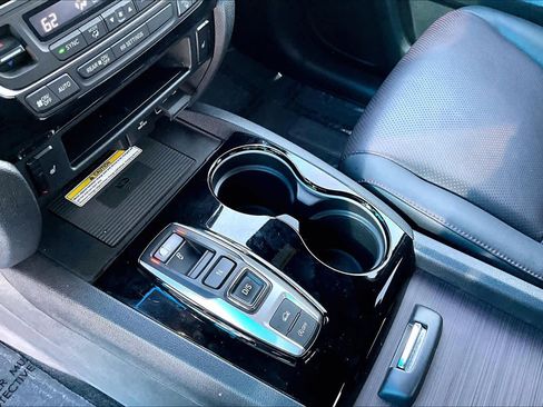 Used 2021 Honda Ridgeline Black Edition image 17