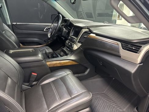 Used 2020 GMC Yukon Denali w/ Denali Premium Package AWD/4WD image 11
