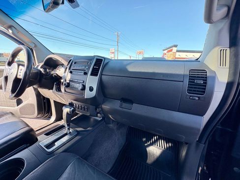 Used 2012 Nissan Frontier PRO-4X w/ Pro-4x Luxury Pkg image 32