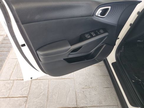 Used 2020 Kia Soul EX w/ Option Group 015 FWD image 29
