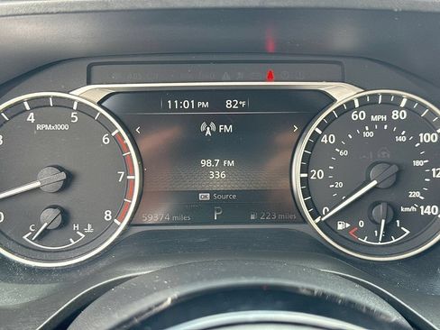 Used 2021 Nissan Rogue SV AWD/4WD image 19
