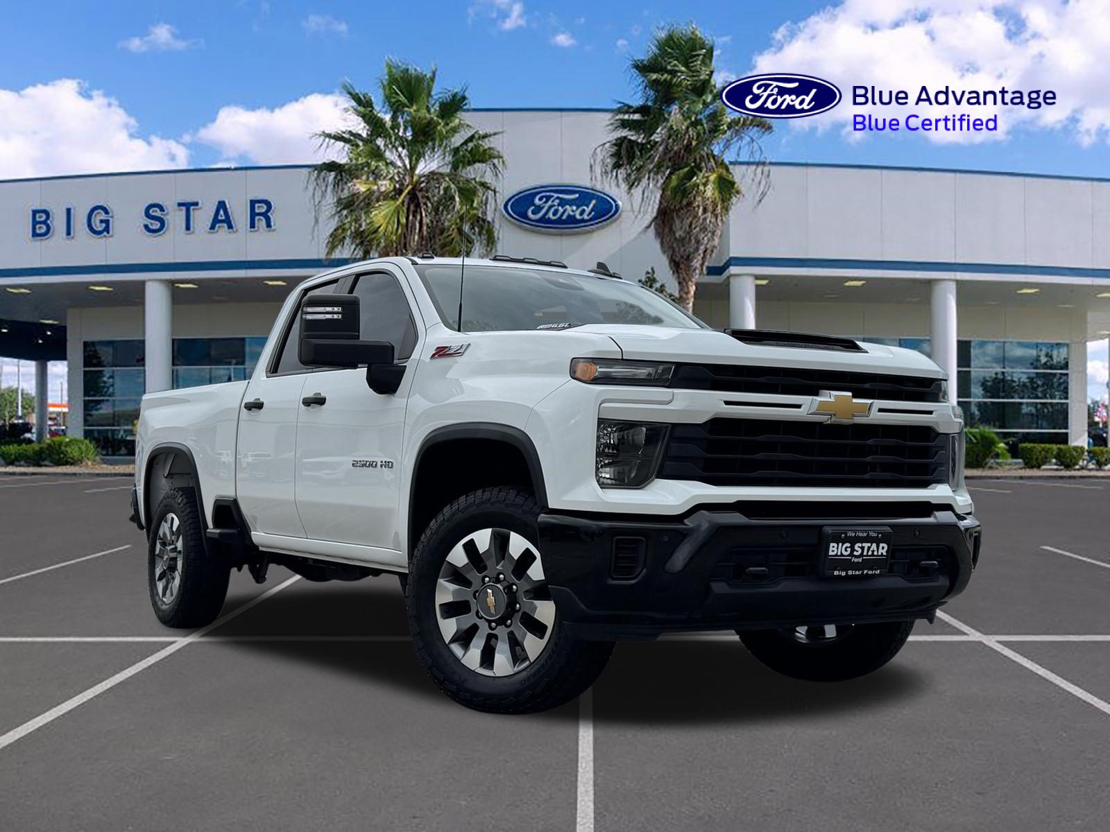 Used 2025 Chevrolet Silverado 2500 Custom w/ Custom Value Package AWD/4WD image 1