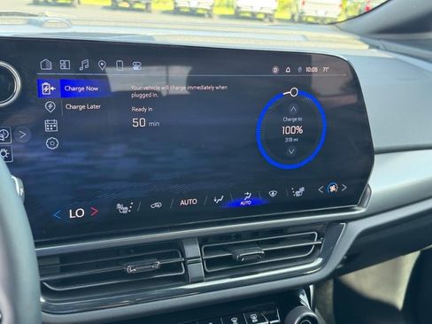 Used 2024 Chevrolet Equinox EV RS image 11