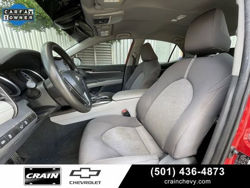 Used 2023 Toyota Camry LE image 21