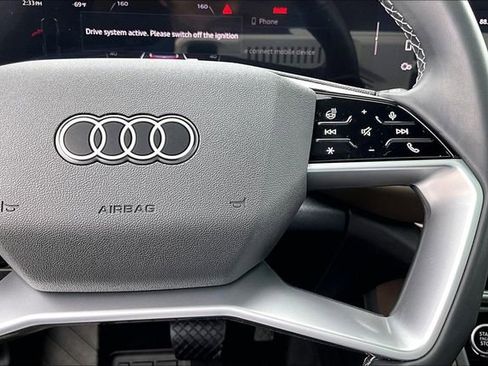 Used 2025 Audi Q5 Premium w/ Premium Plus AWD/4WD image 12