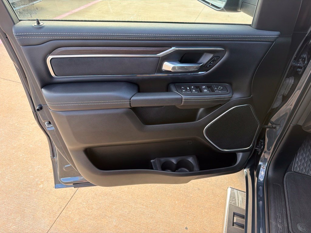 Used 2026 RAM 1500 Laramie AWD/4WD image 13