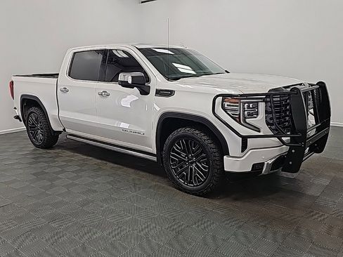 Used 2022 GMC Sierra 1500 Denali Ultimate image 2