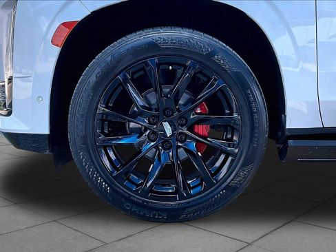 Used 2021 Cadillac Escalade Sport Platinum w/ LPO, ONYX Package RWD image 10