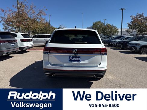 New 2026 Volkswagen Atlas SE image 4