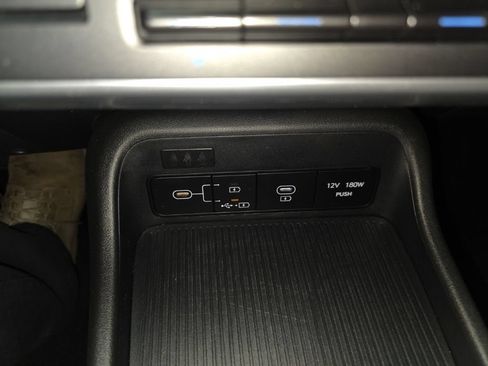 Used 2025 Hyundai Kona SEL AWD/4WD image 22