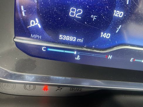 Used 2022 Chevrolet Tahoe LT w/ Luxury Package image 14