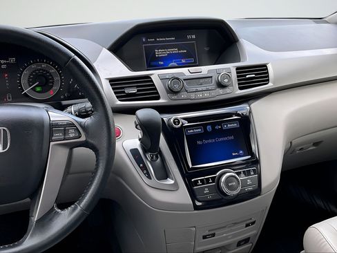 Used 2015 Honda Odyssey EX-L image 9