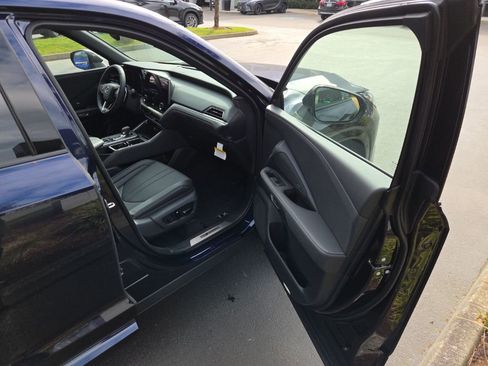 New 2026 Lexus TX 500h AWD image 19