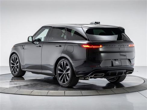 New 2026 Land Rover Range Rover Sport Dynamic SE image 3