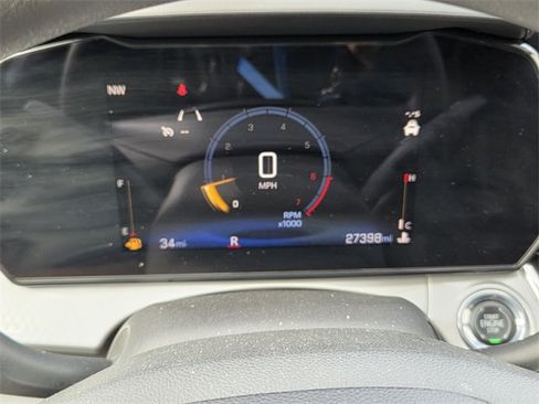 Certified 2025 Chevrolet Trax LT image 39