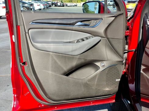 Used 2023 Buick Enclave Essence w/ Experience Buick Package image 4