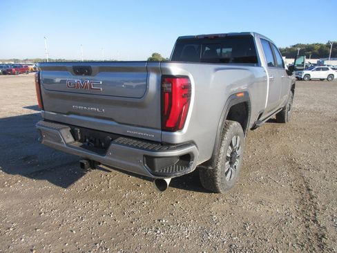 New 2026 GMC Sierra 3500 Denali w/ Denali Reserve Package image 5